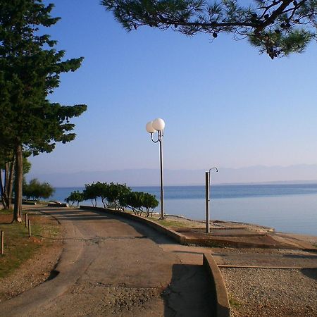 Bava Daire Ugljan Dış mekan fotoğraf