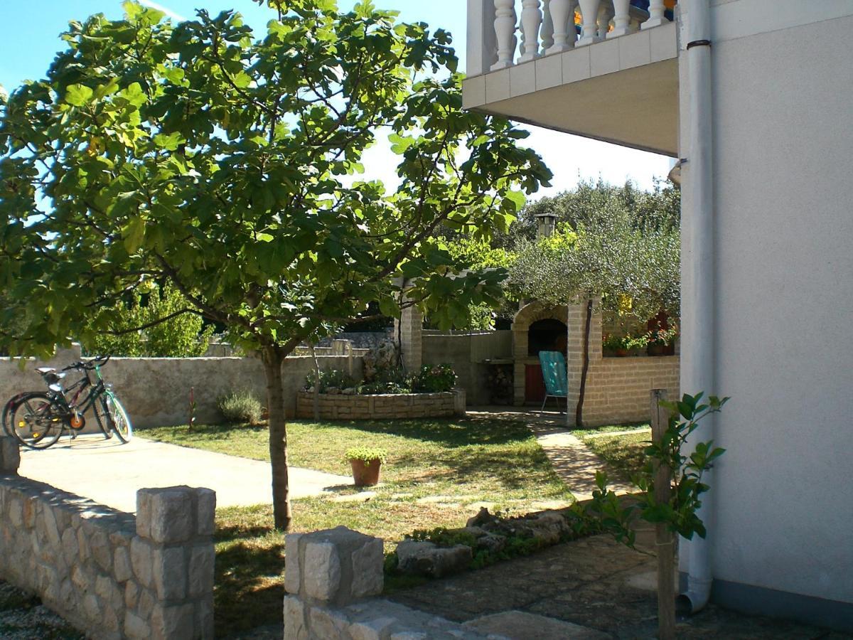 Bava Daire Ugljan Dış mekan fotoğraf